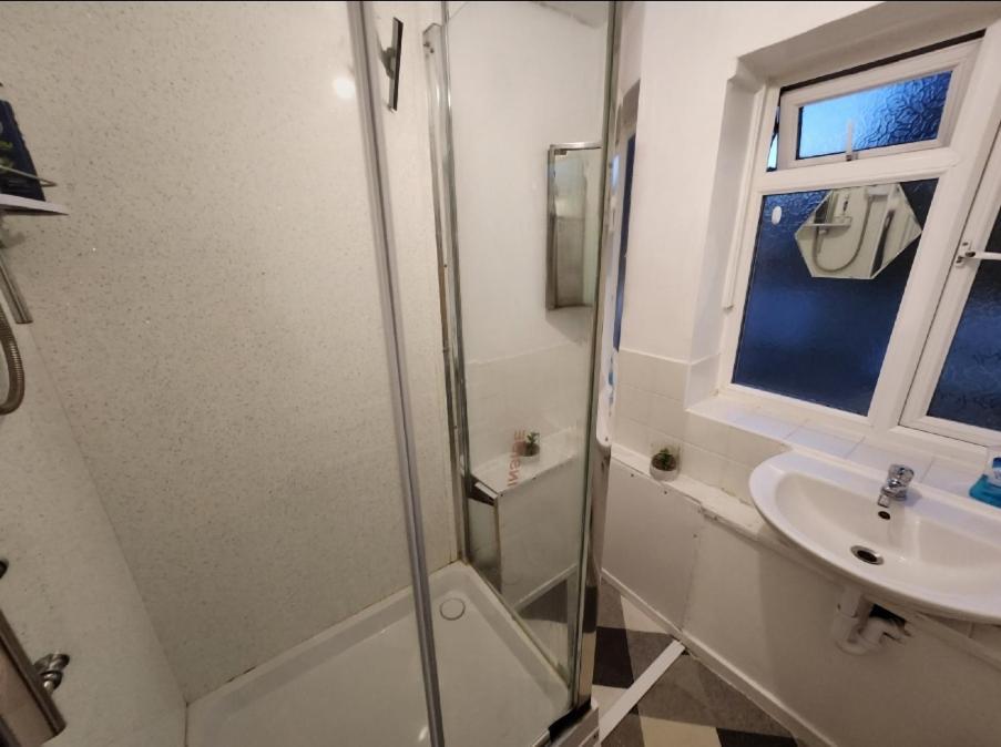 Gatwick Star Night Stay - Gatwick Κρόουλι Εξωτερικό φωτογραφία