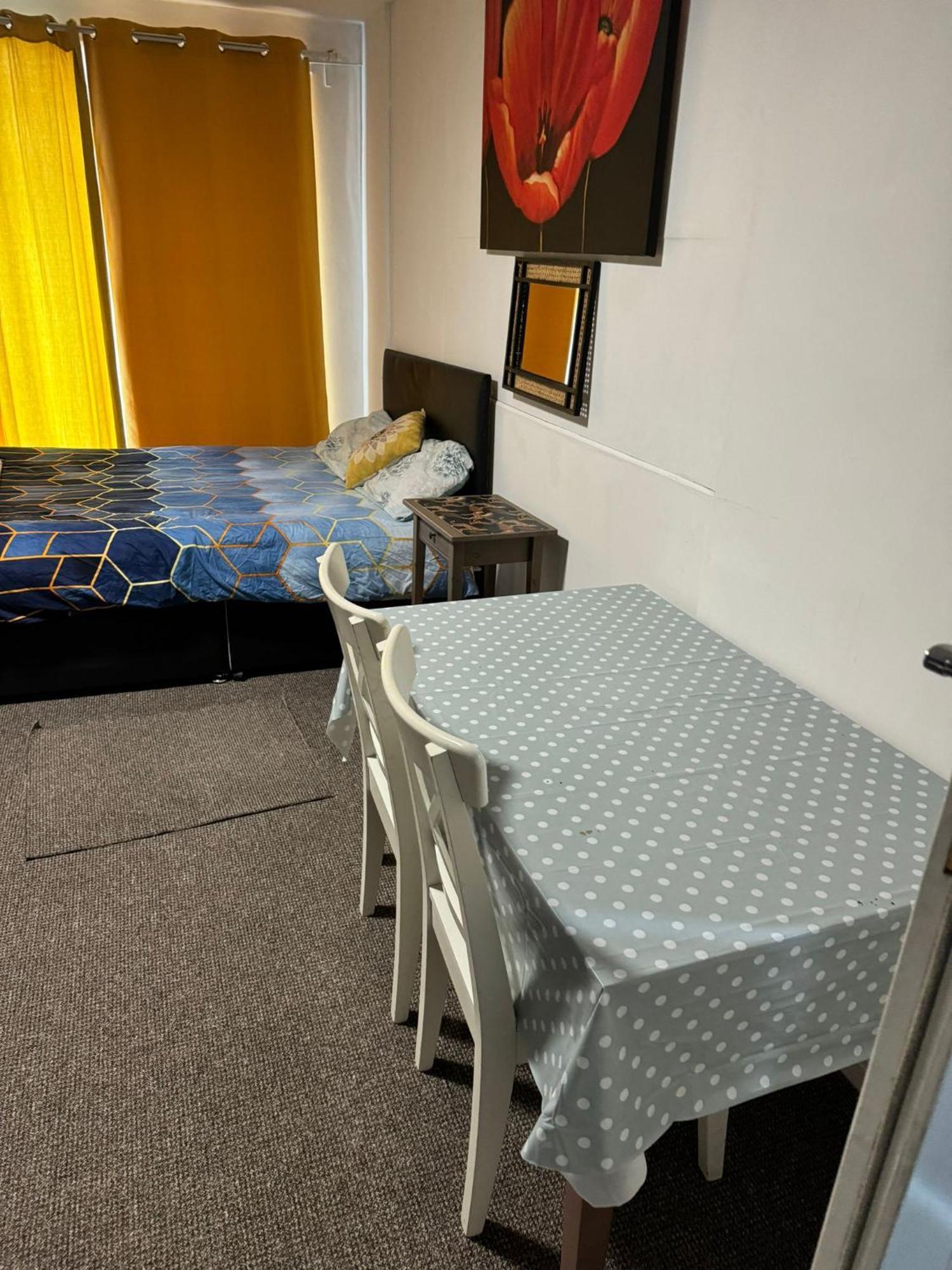 Gatwick Star Night Stay - Gatwick Κρόουλι Εξωτερικό φωτογραφία